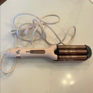 L’ange Triple Barrel Hair Crimper / Waver – Beach Waves